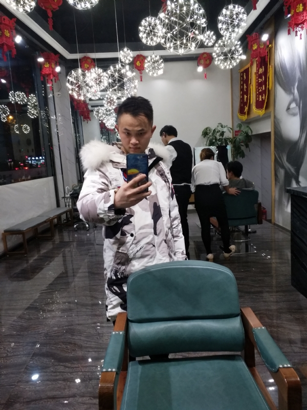 简单的第一张照片--湛江相亲服务中心