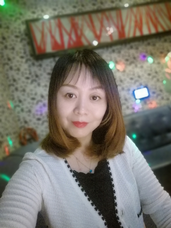心如止水的第一张照片--湛江相亲服务中心