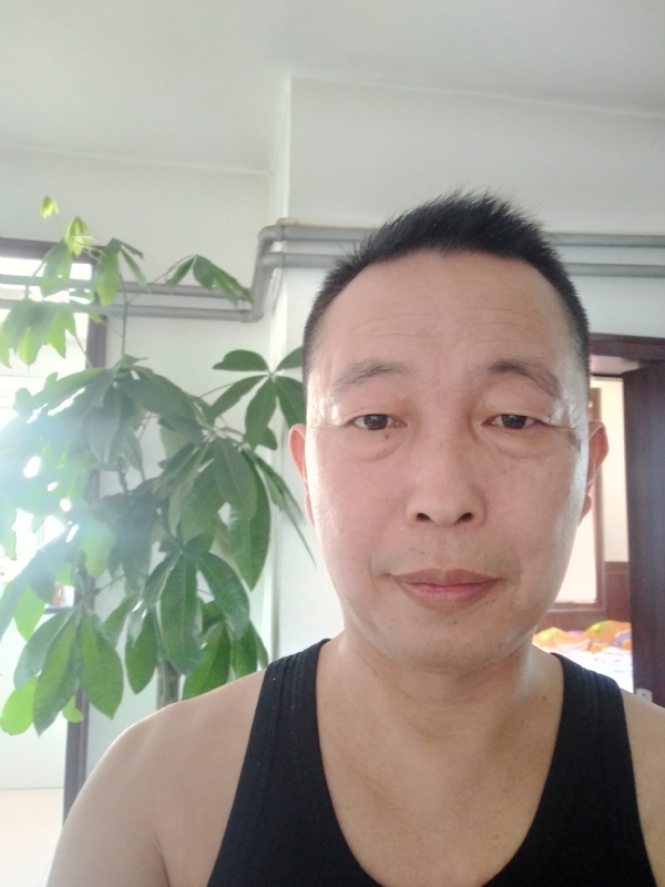 简单快乐百姓网的第一张照片--湛江相亲服务中心