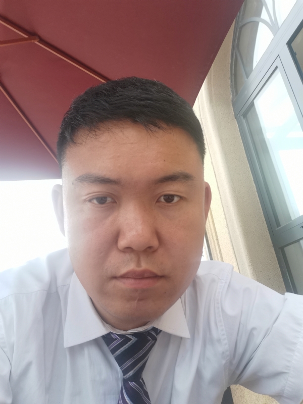 小龙哥的第一张照片--湛江相亲服务中心