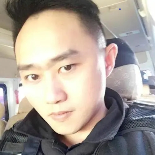 長聊的第一张照片--湛江相亲服务中心