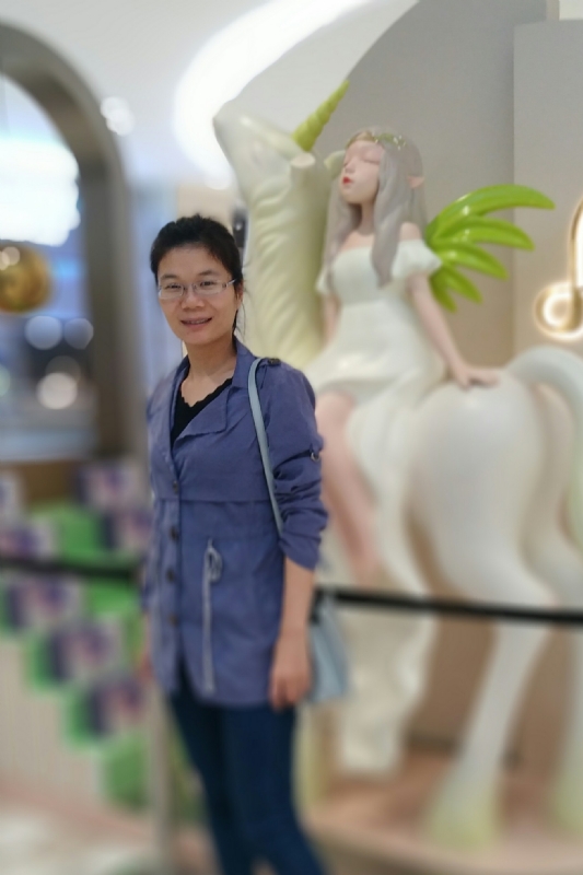 霞的第一张照片--湛江相亲服务中心