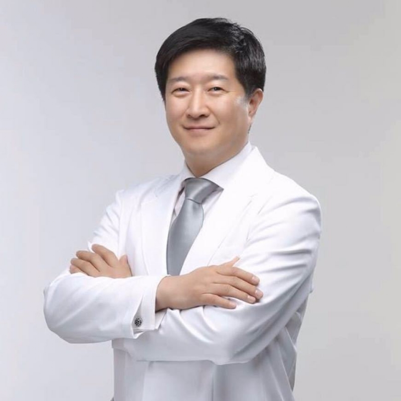 王伟的第二张照片--湛江相亲服务中心