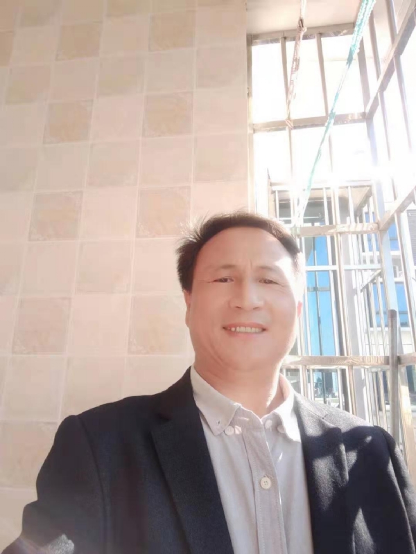 平平安安的第一张照片--湛江相亲服务中心