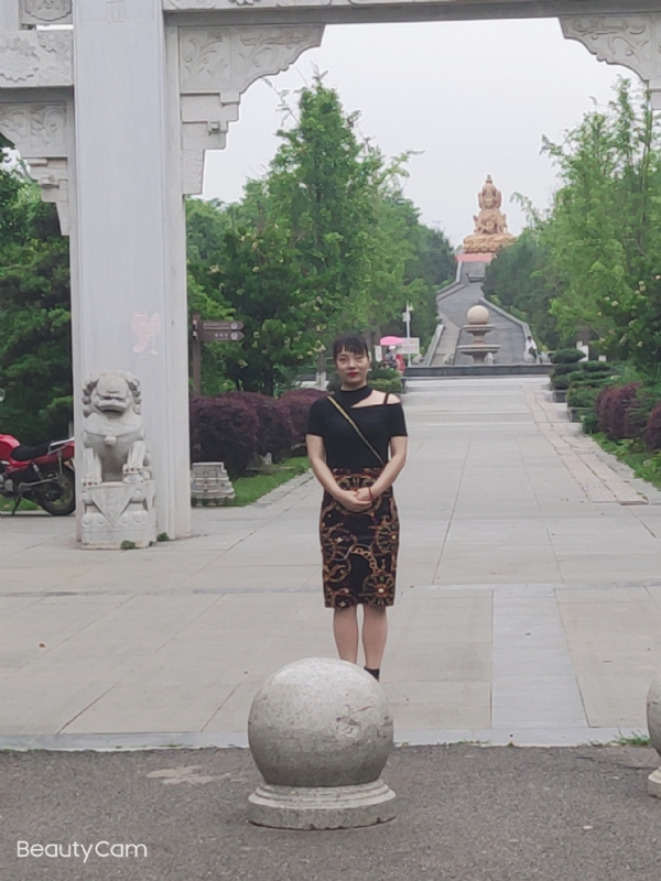 魏沐阳子的第三张照片--湛江相亲服务中心