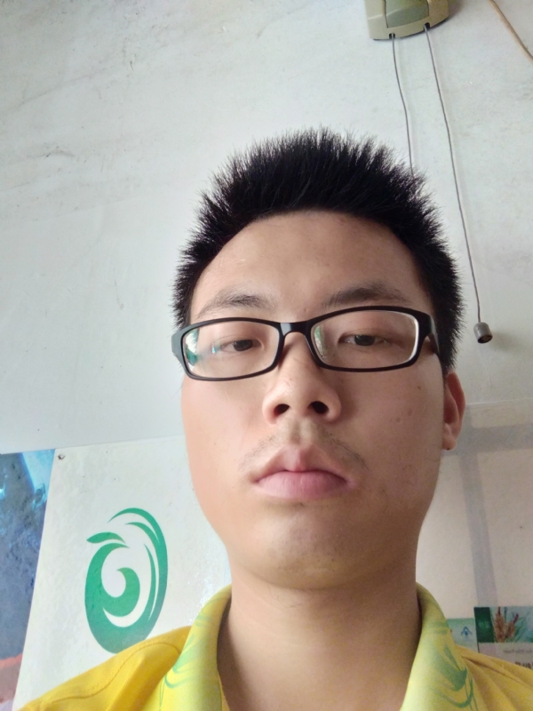 舒荷的第一张照片--湛江相亲服务中心