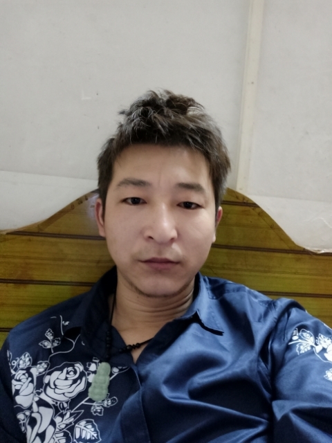 时光的第一张照片--湛江相亲服务中心