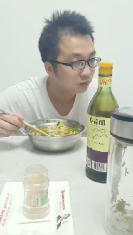 超超的第一张照片--湛江相亲服务中心