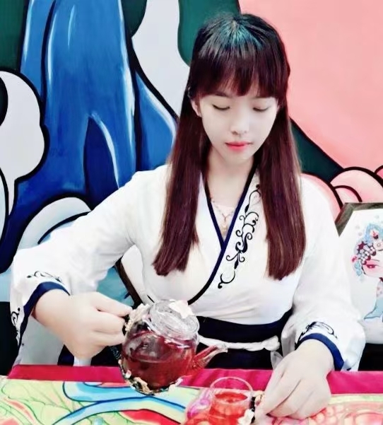 小玉的第一张照片--湛江相亲服务中心