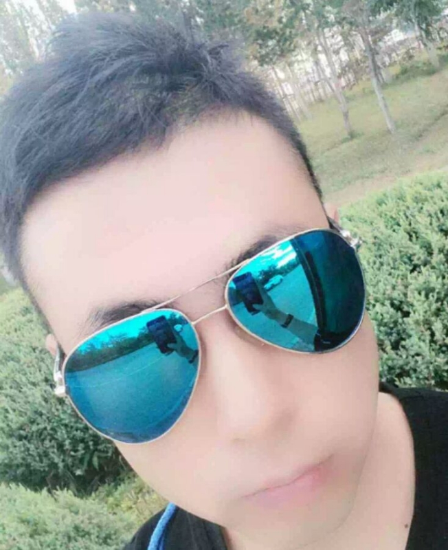 流年啊的第一张照片--湛江相亲服务中心