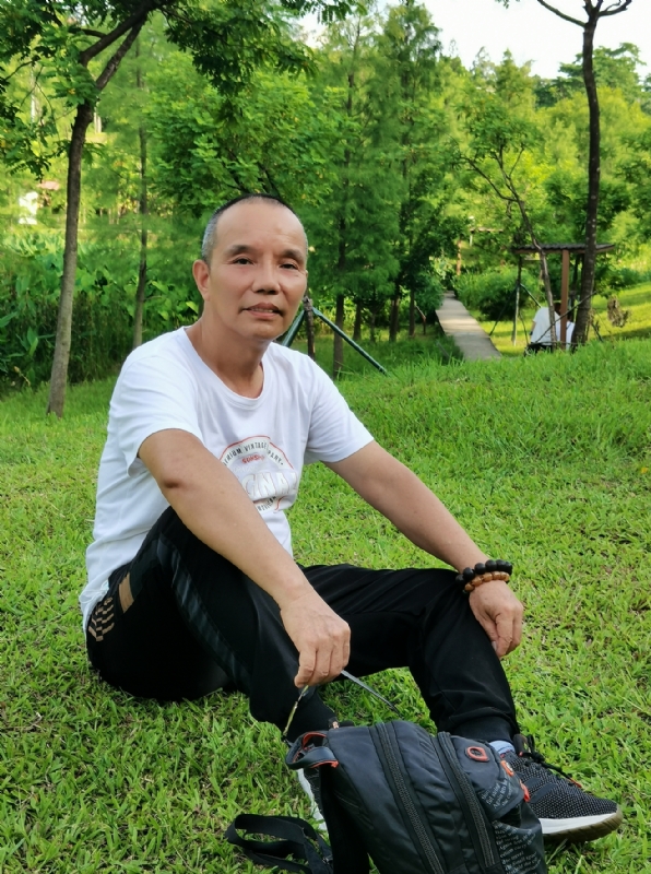 稳重大方的第二张照片--湛江相亲服务中心