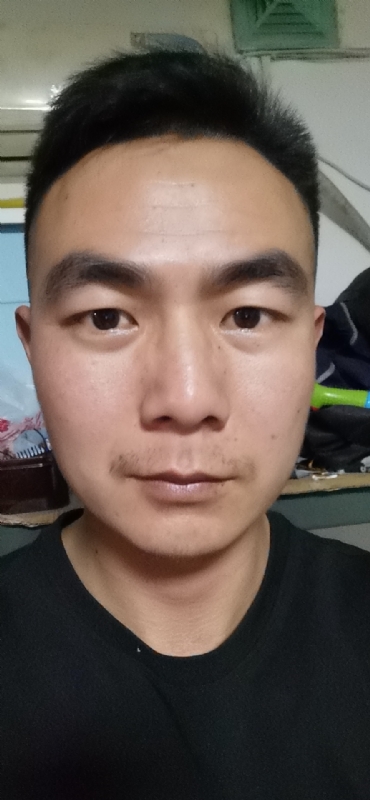 朴实无华的第一张照片--湛江相亲服务中心