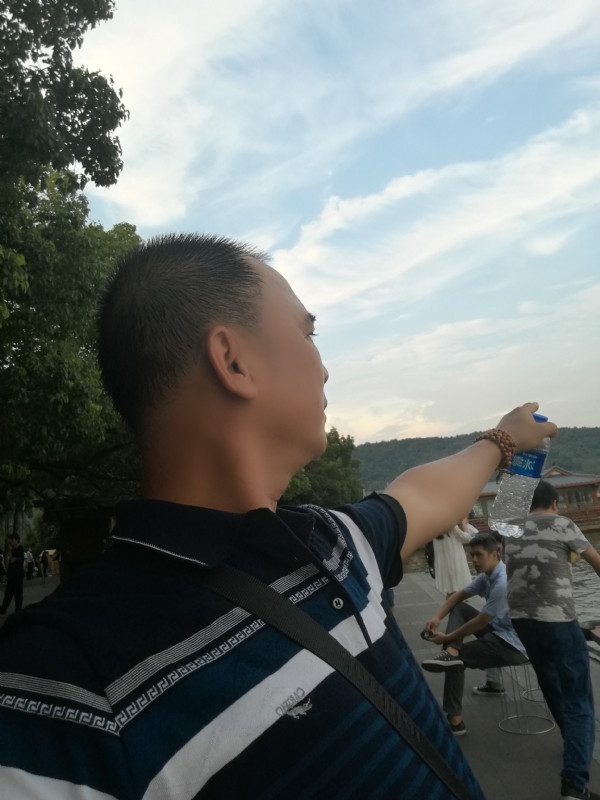 木子五的第四张照片--湛江相亲服务中心