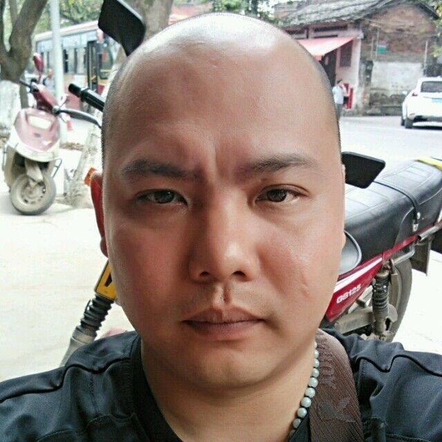 开心就好的第二张照片--湛江相亲服务中心