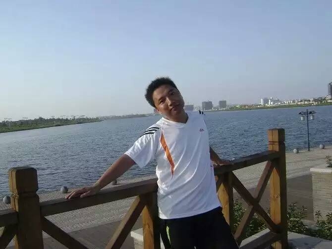 才乡痴情的第二张照片--湛江相亲服务中心