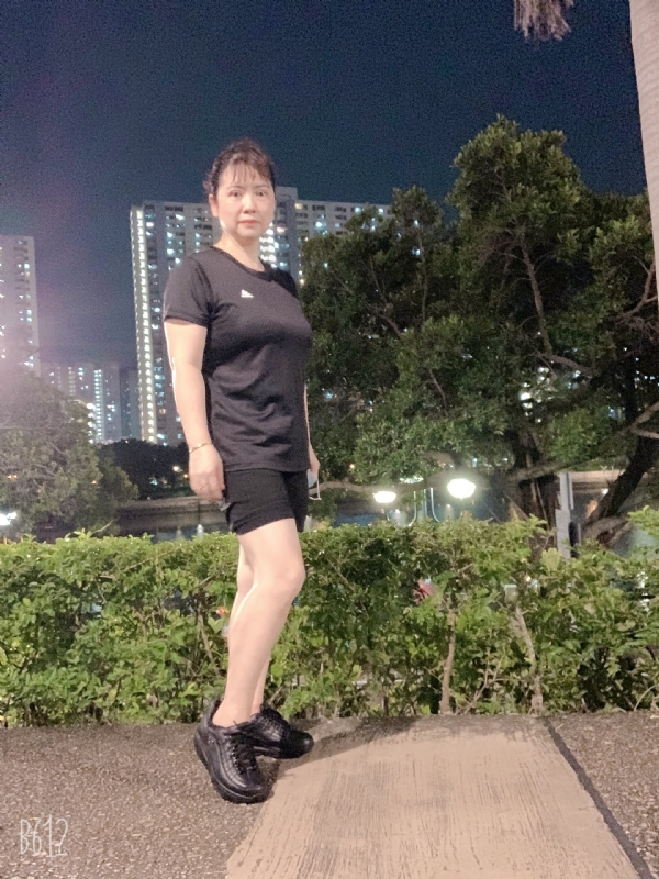 枫叶的第一张照片--湛江相亲服务中心