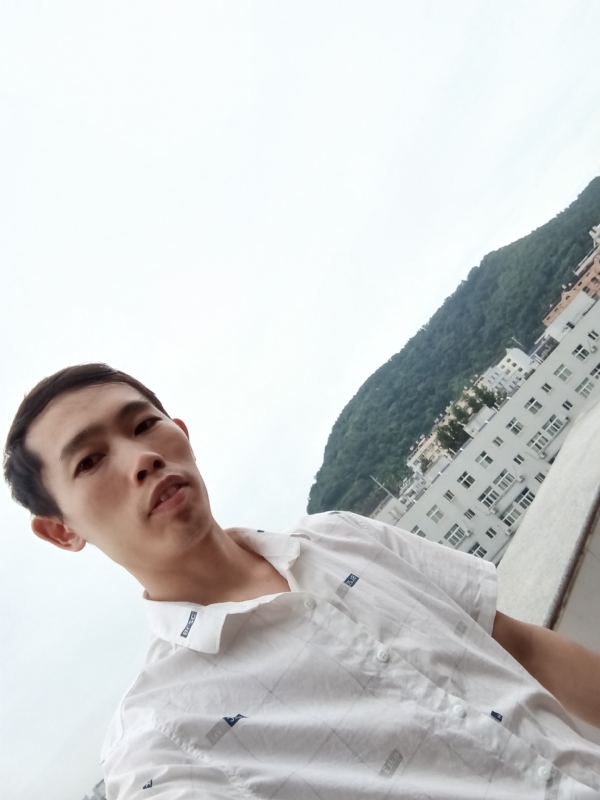 会飞的鱼的第一张照片--湛江相亲服务中心