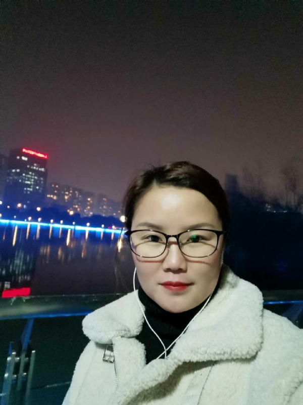 小英的第一张照片--湛江相亲服务中心