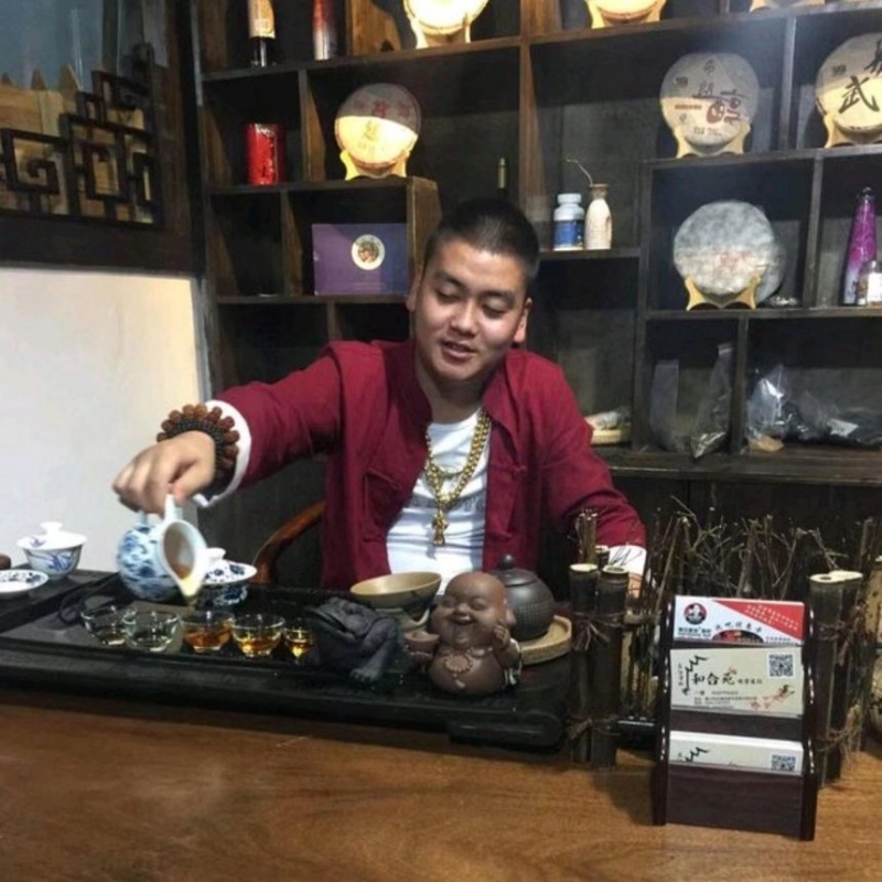 请叫我金爷的第一张照片--湛江相亲服务中心