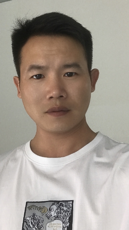 石头的第一张照片--湛江相亲服务中心