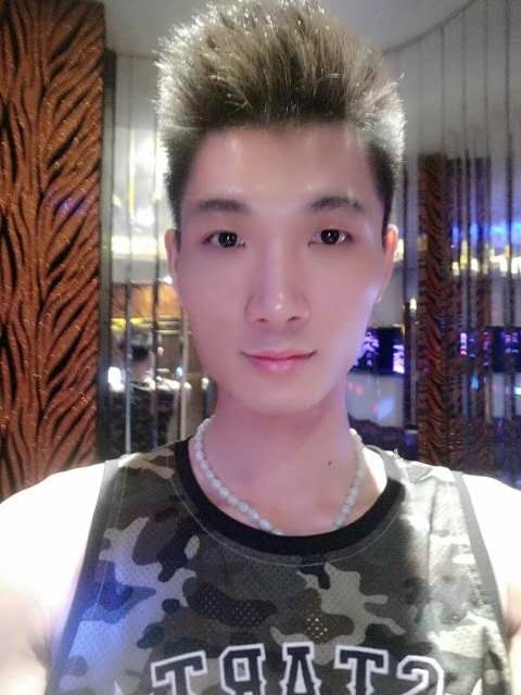 人生如戏的第一张照片--湛江相亲服务中心