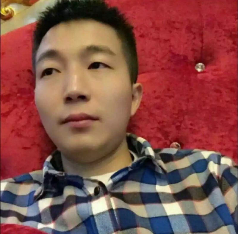 崩塌的信仰的第一张照片--湛江相亲服务中心