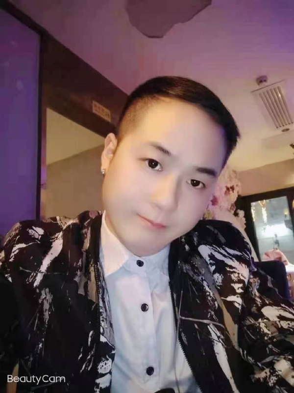 放弃一切，从头再来的第一张照片--湛江相亲服务中心