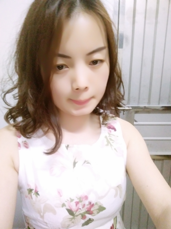 蓝色的鱼的第一张照片--湛江相亲服务中心