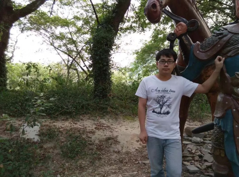 峰的第一张照片--湛江相亲服务中心
