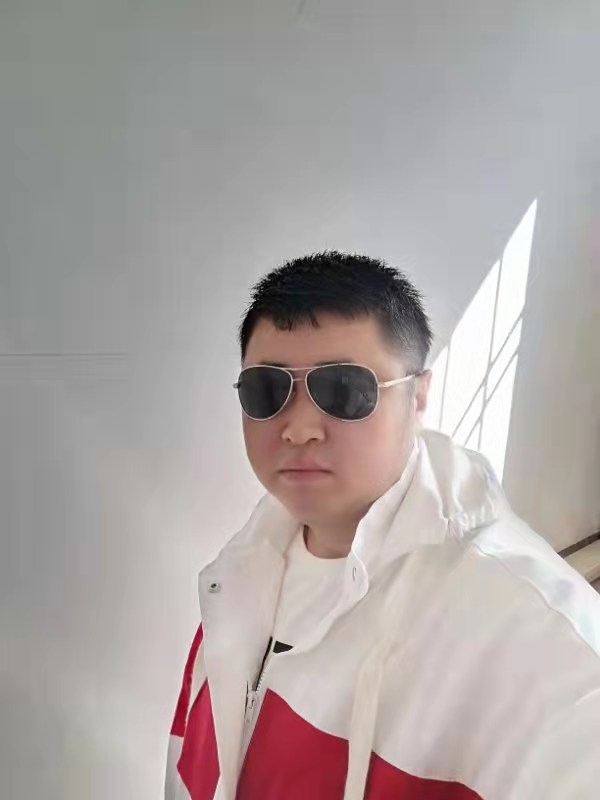 大漠叔叔的第一张照片--湛江相亲服务中心