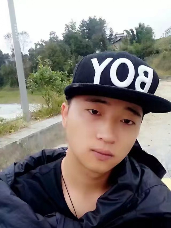 南来北往的第一张照片--湛江相亲服务中心
