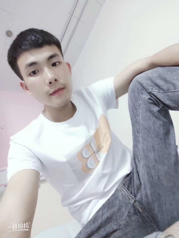 爱Q我的第一张照片--湛江相亲服务中心