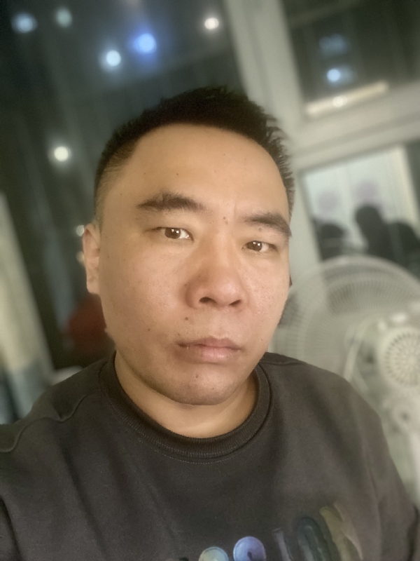 云的第四张照片--湛江相亲服务中心