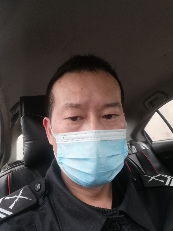 不会躲的刺猬的第一张照片--湛江相亲服务中心