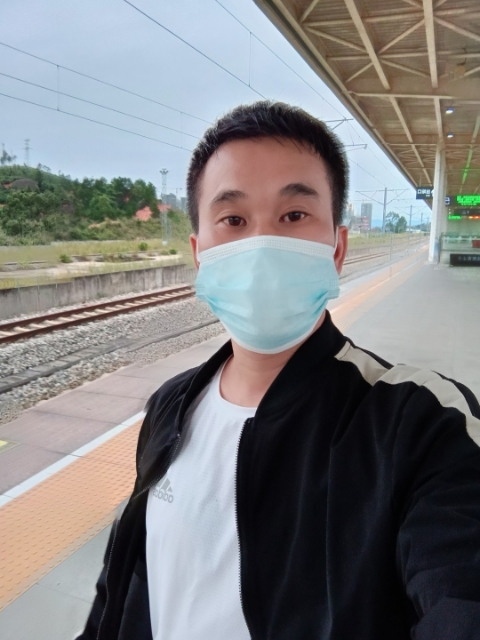 小李的第一张照片--湛江相亲服务中心