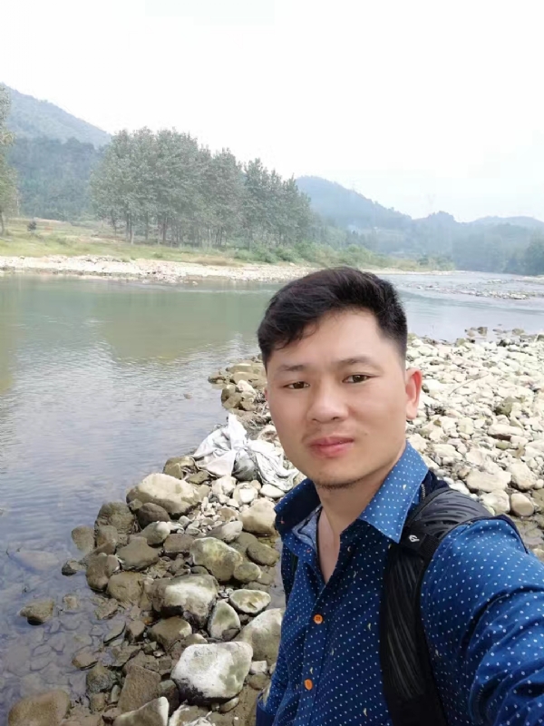 未来可期的第一张照片--湛江相亲服务中心