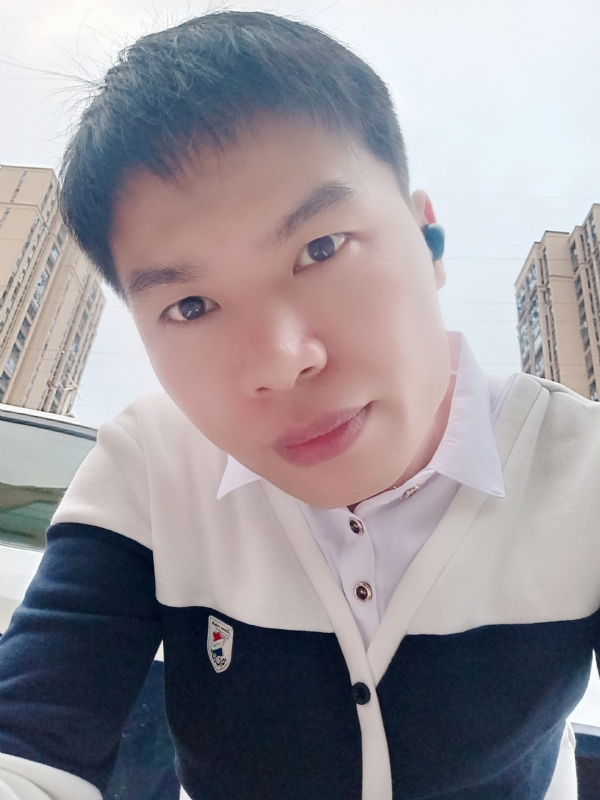 雨霁月清风的第一张照片--湛江相亲服务中心