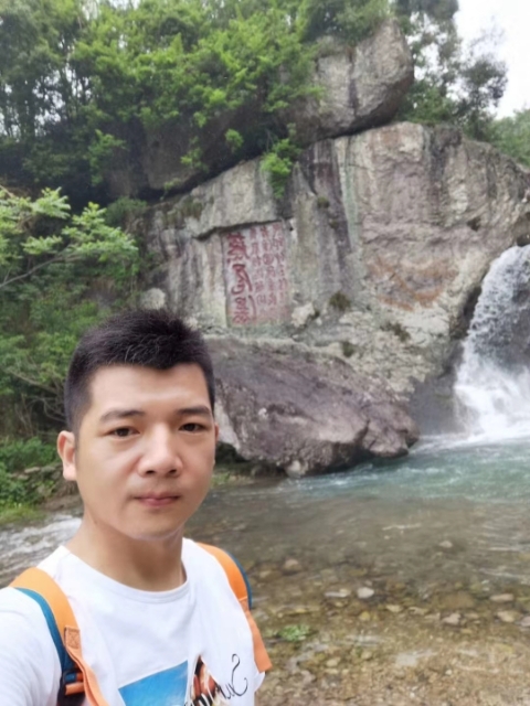 愿得一人心的第一张照片--湛江相亲服务中心
