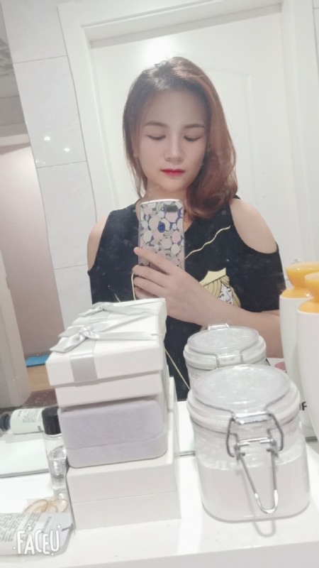 刘莲酥的第四张照片--湛江相亲服务中心