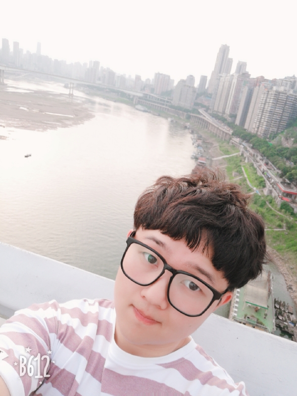 白夜行中人的第一张照片--湛江相亲服务中心