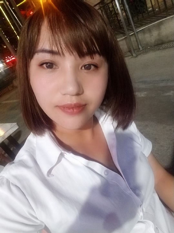 CC的第二张照片--湛江相亲服务中心