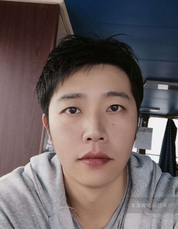 不太帅的男人的第二张照片--湛江相亲服务中心