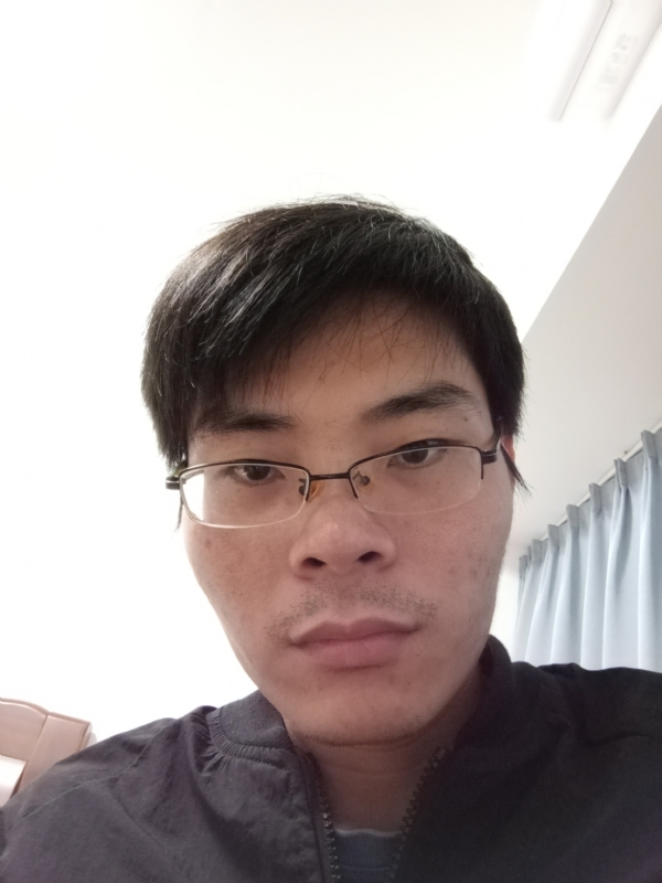 鱼秋南的第一张照片--湛江相亲服务中心