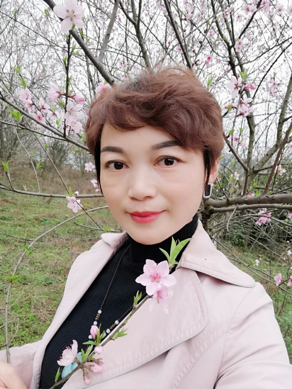转角遇到你的第一张照片--湛江相亲服务中心