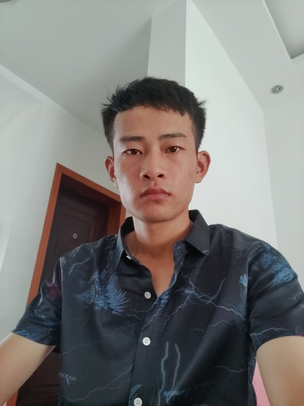 彳亍的第一张照片--湛江相亲服务中心