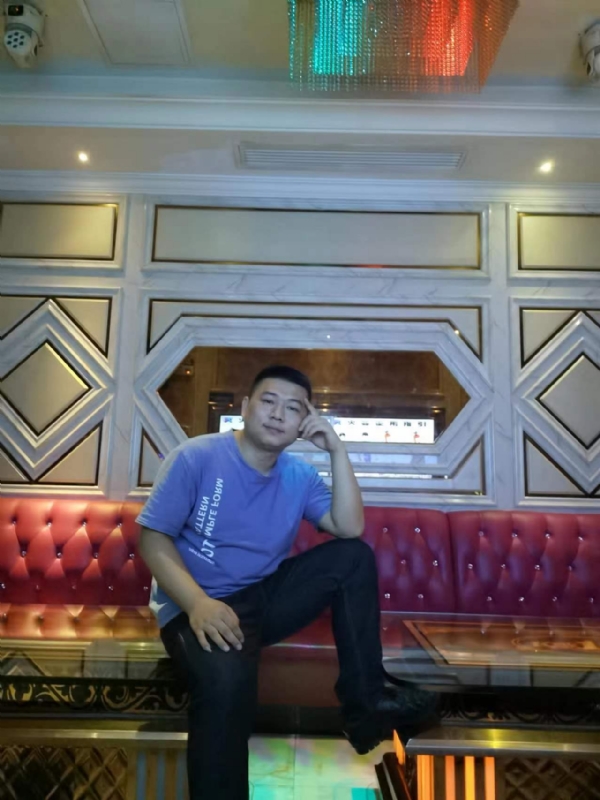 黄生的第四张照片--湛江相亲服务中心
