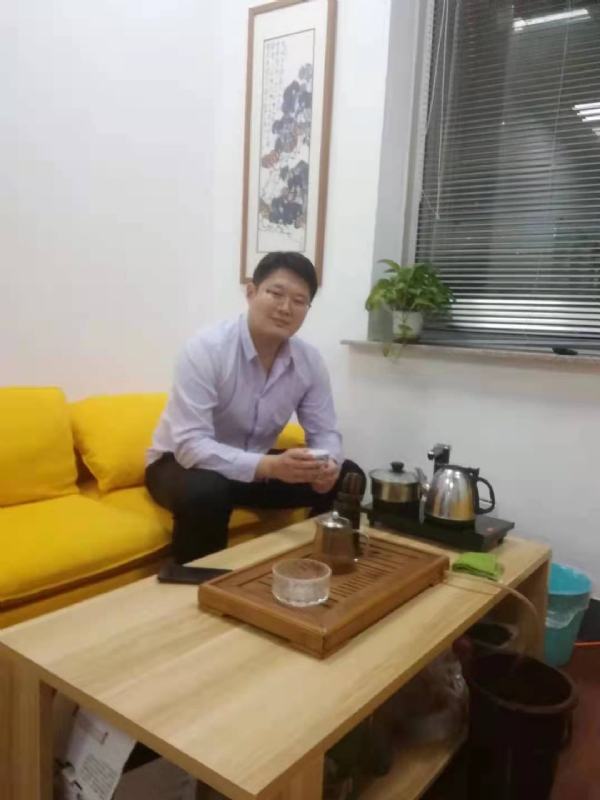 阳光的第一张照片--湛江相亲服务中心
