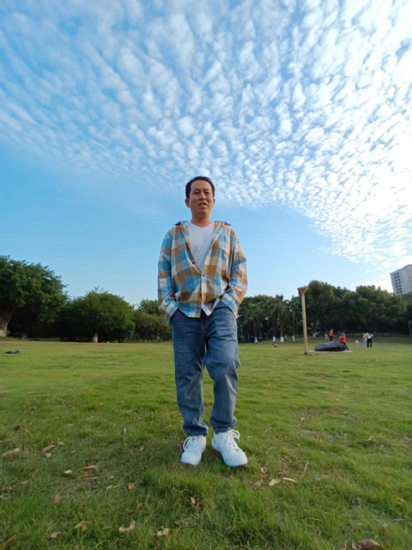 曹先生的第三张照片--湛江相亲服务中心