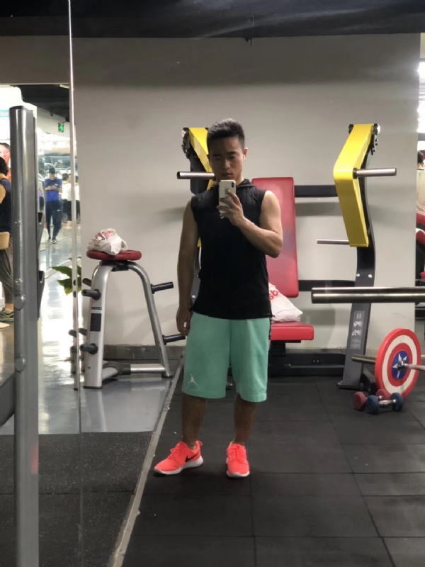好运降临的第一张照片--湛江相亲服务中心