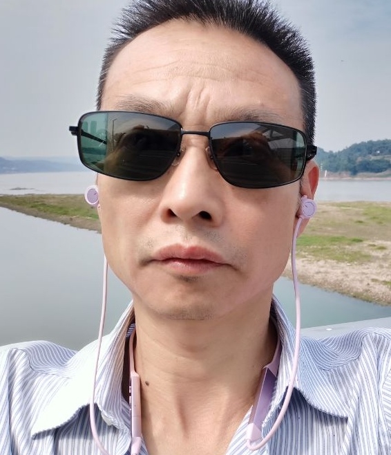 猪哥哥的第二张照片--湛江相亲服务中心